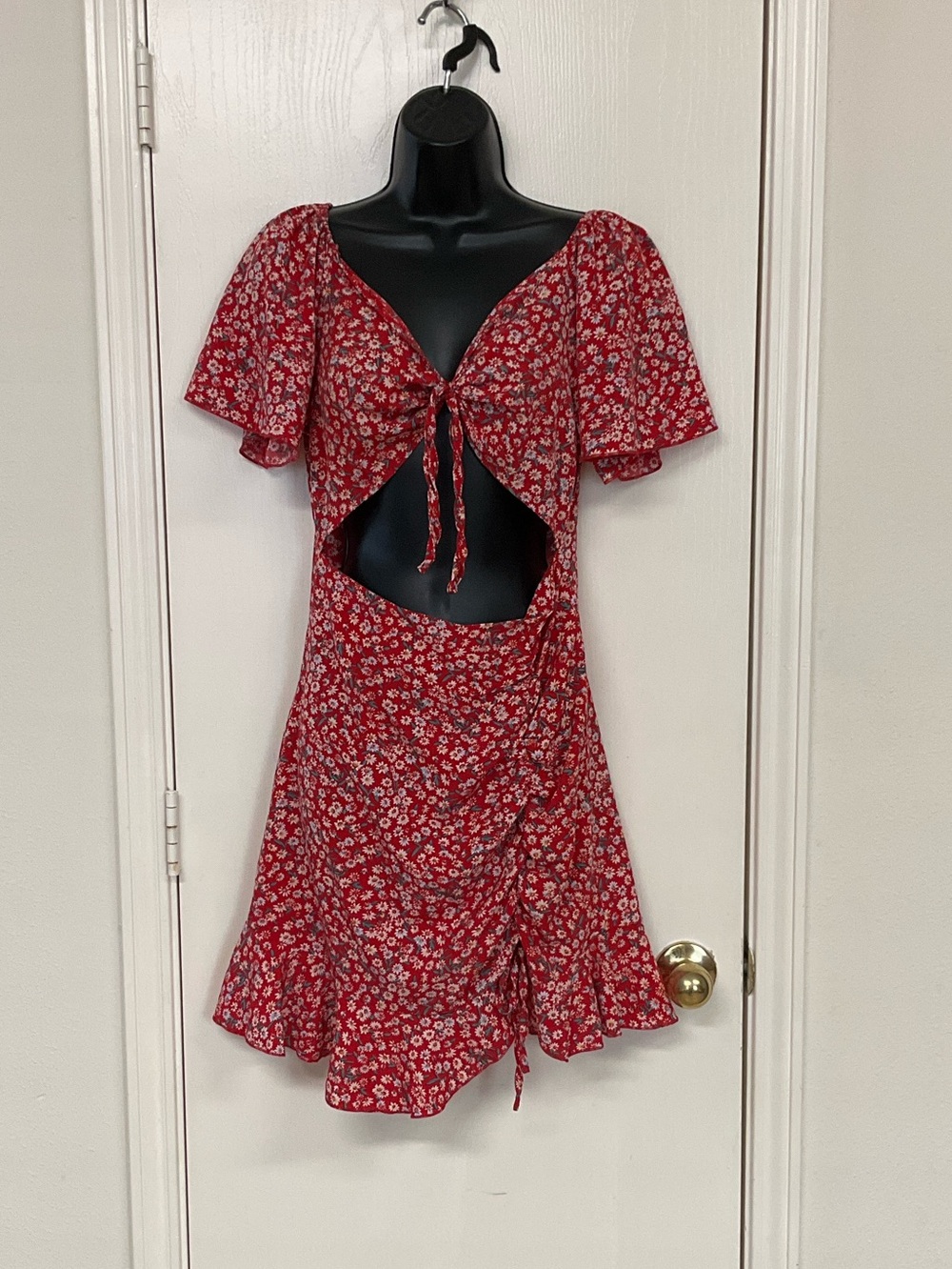 SHEIN Red Floral Tie-Front Cutout Mini Dress